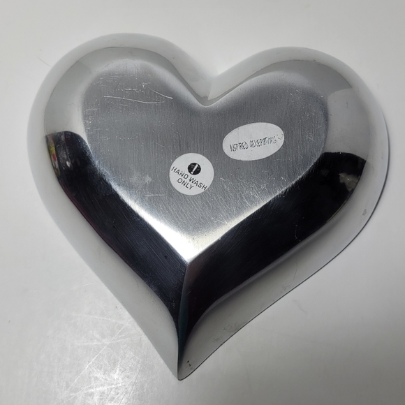 Happy Heart Bowl Polished Aluminum with Red Inside Like New - Picture 2 of 5